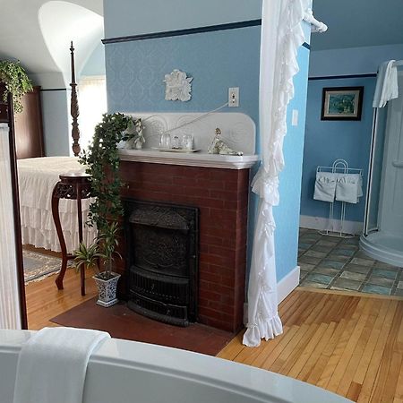 Marshlands Inn Sackville Room photo