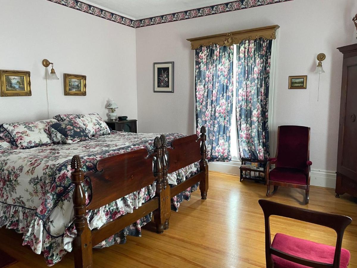 Marshlands Inn Sackville Room photo