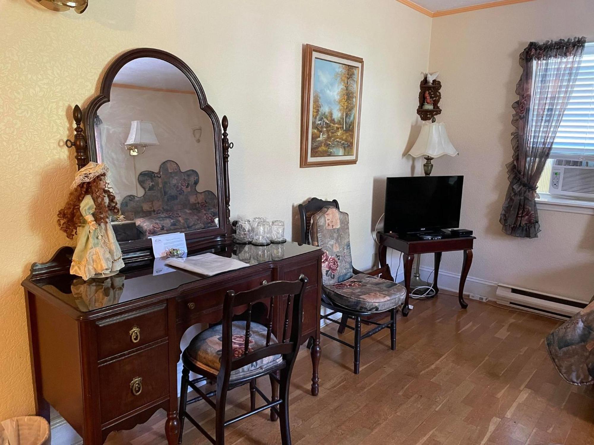 Marshlands Inn Sackville Room photo